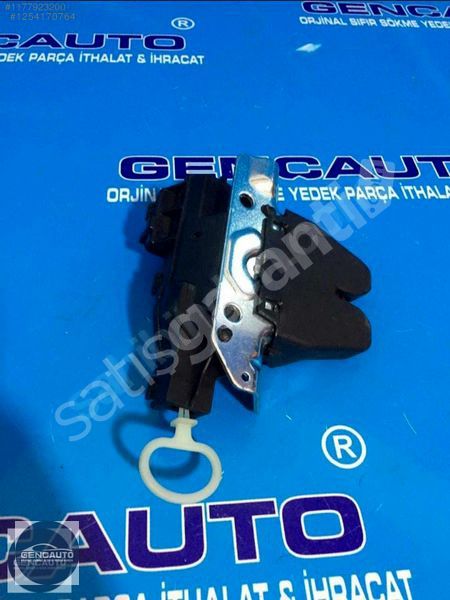 MERCEDES W117 CLA BAGAJ KİLİDİ SÖKME ORJİNAL OEM A1177500085