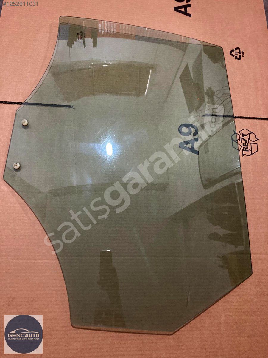 AUDİ A4 STEYŞN KAPI CAMI ARKA SÖKME ORJİNAL 8K0600 SOL