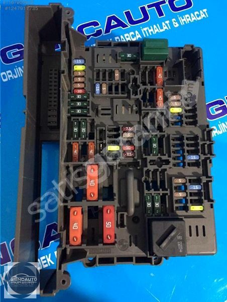 BMW E90 SİGORTA TABLASI SÖKME ORJİNAL OEM 61149119446 BAGAJDA