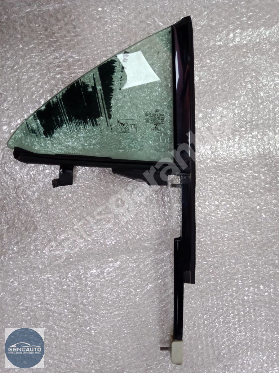 MERCEDES W117 CLA KELEBEK CAMI ARKA SÖKME ORJİNAL A117726 SAĞ