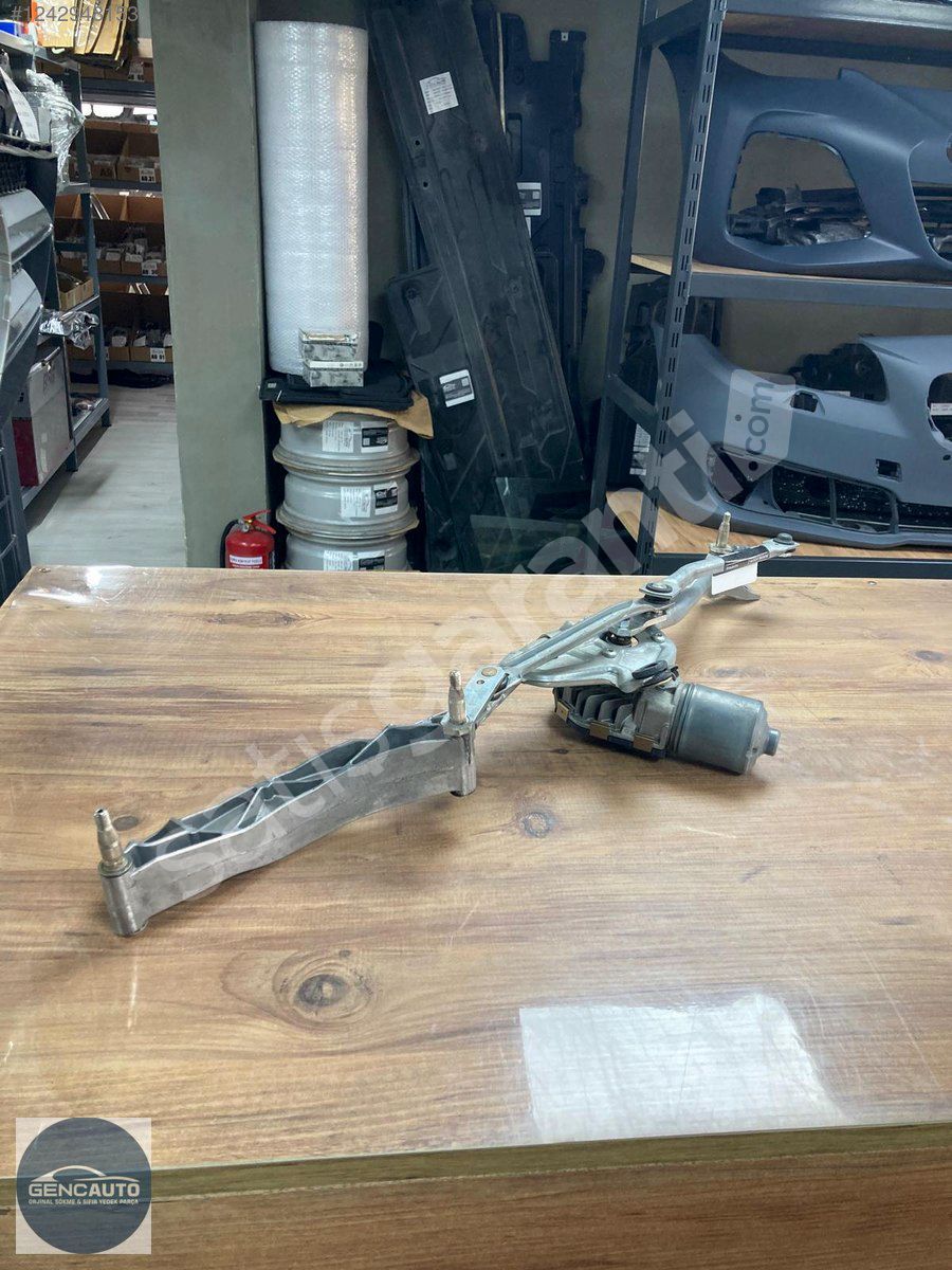 MERCEDES W219 CLS SİLECEK MEKANİZMASI SÖKME ORJİNAL A2198200340