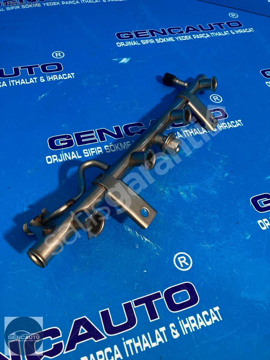 MERCEDES W204 C CLAS ENJEKTÖR KÜTÜĞÜ SÖKME ORJ A2720780092