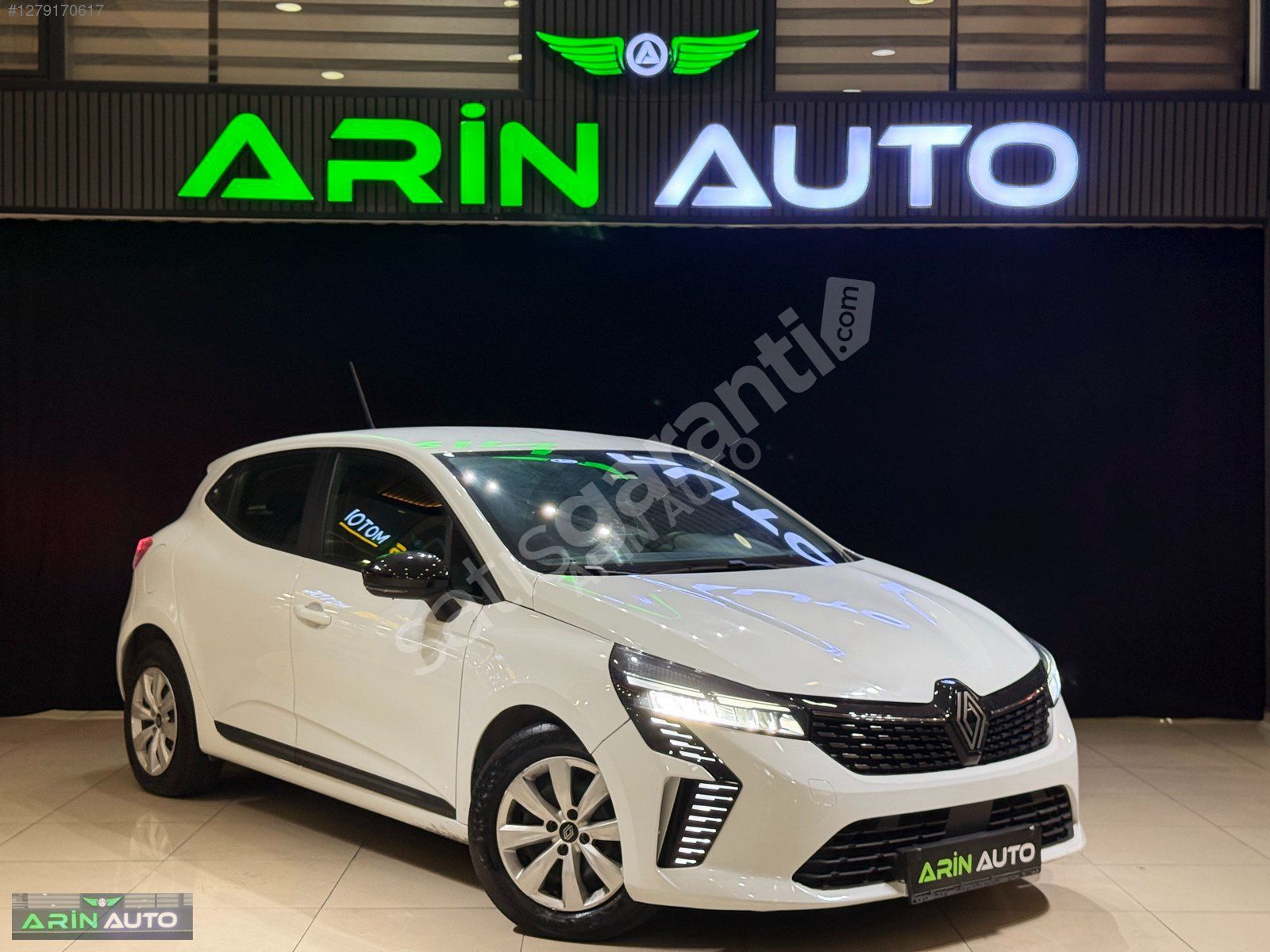 0.99 kredi 2024 CLİO TURBO TESLA EKRAN/GERİ GÖRÜŞ K.K12TKS