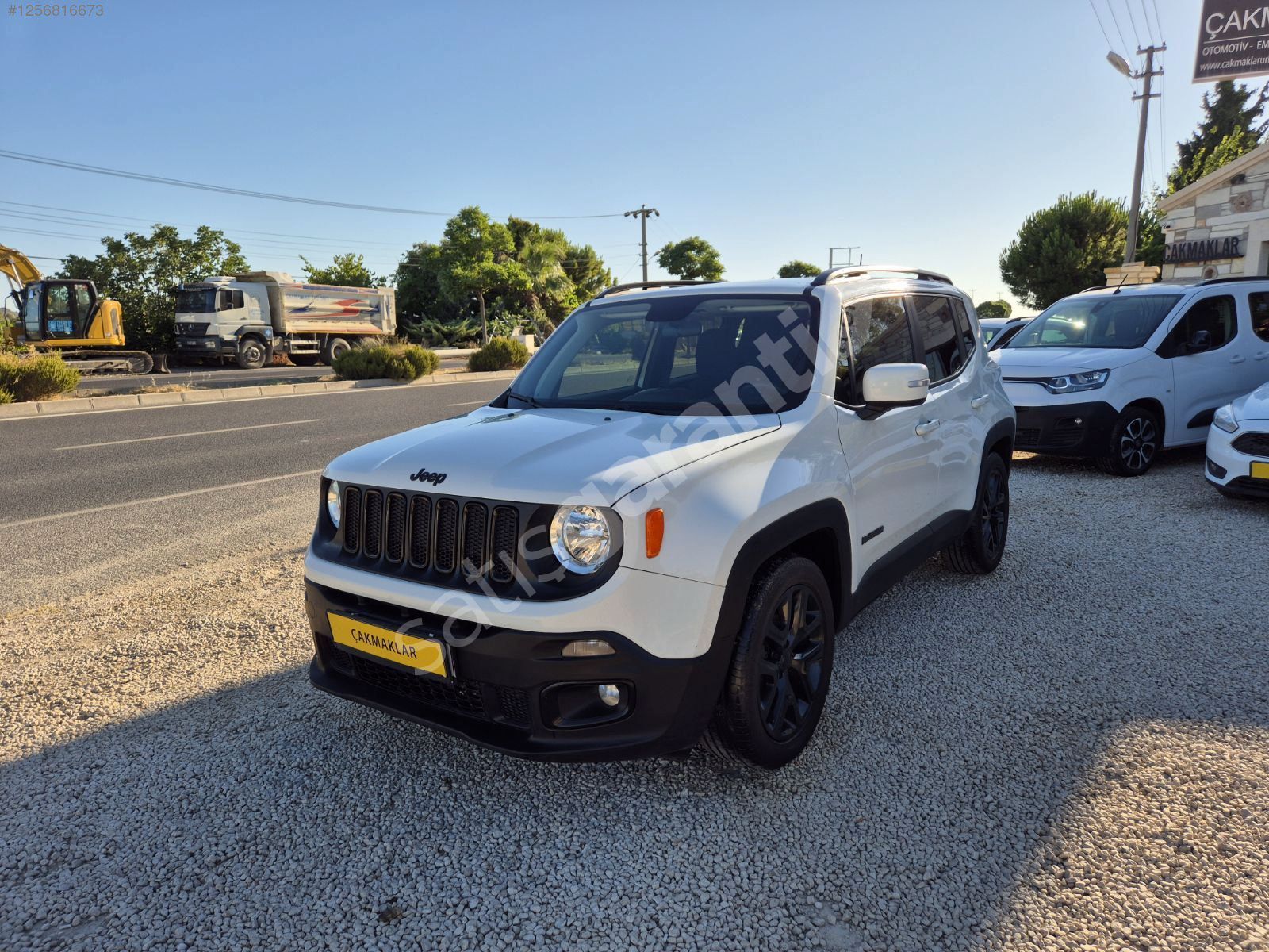 ÇAKMAKLAR'DAN 2018 MODEL JEEP RENEGADE CAM TAVANLI