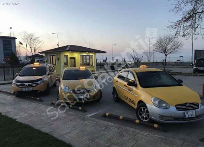 ÜNYE OTOGAR TAKSİ DE SATILIK PLAKA 52 T 5040