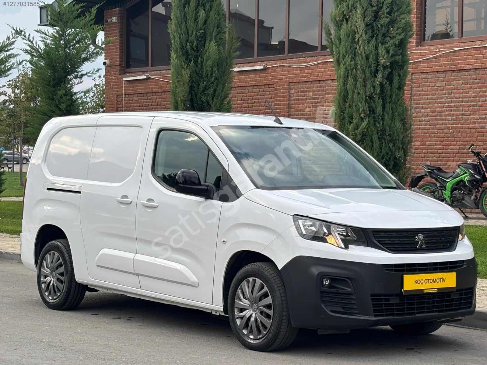 2023 PEUGEOT PARTNER 1.5 BLUEHDI COMFORT ÇİFT SÜRGÜ 1.19 KREDİ