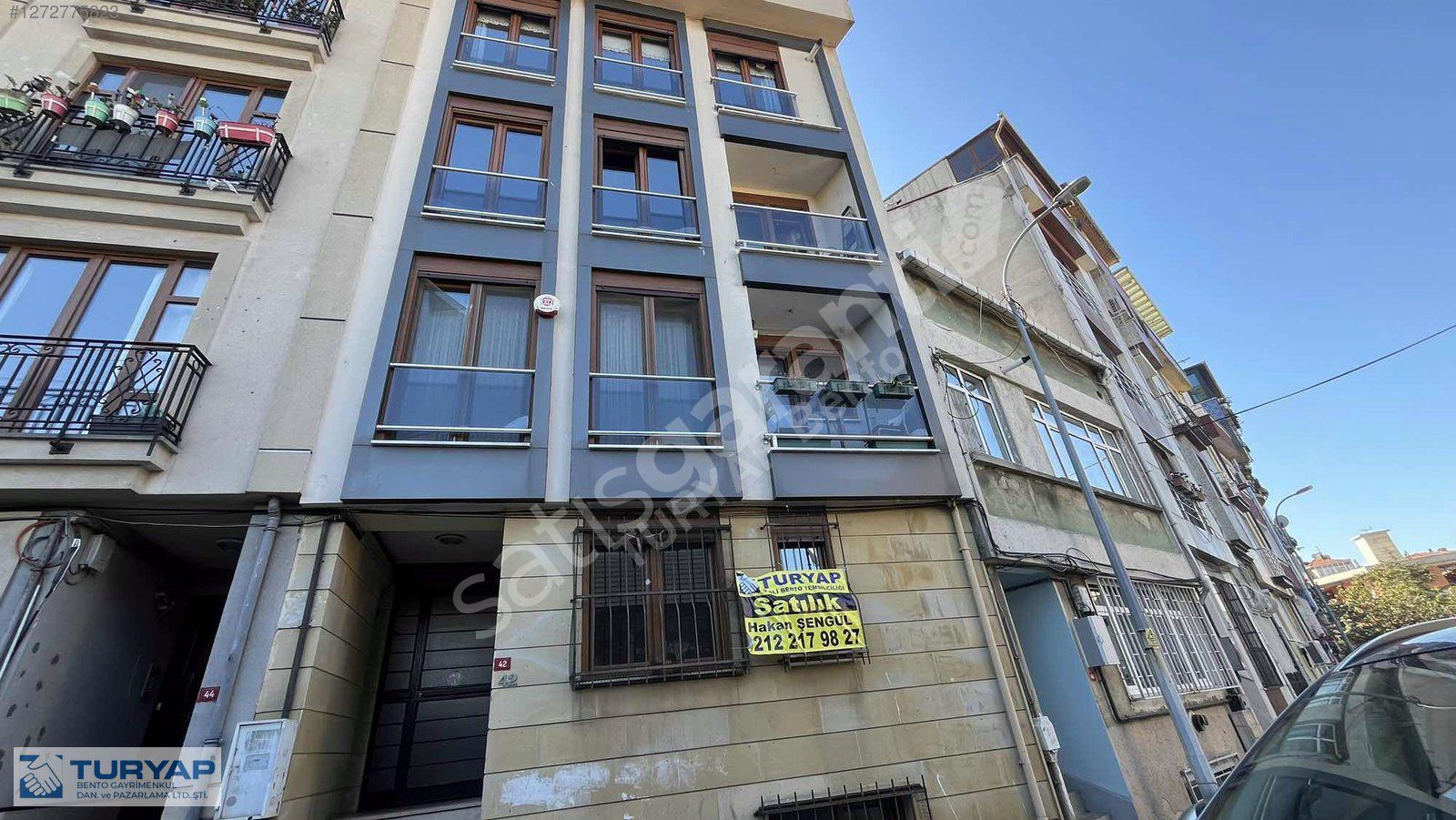 KUZGUNCUK SIRTLARINDA İCADİYE'DE SATILIK 2+1 BAHÇE DUBLEKSİ