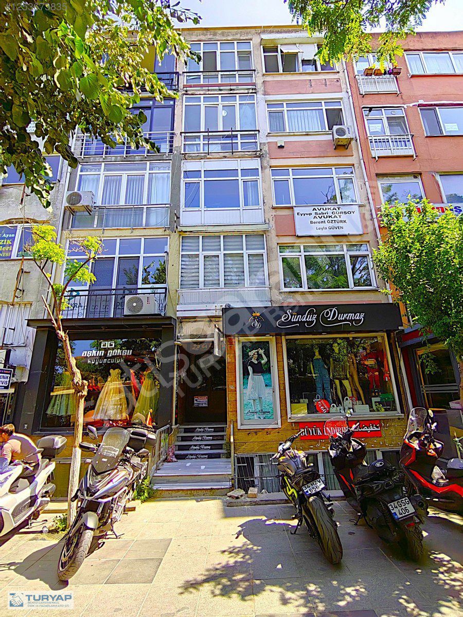 BAKIRKÖY MARMARAY ÇIKIŞINDA 2+1 3.KAT MANZARALI SATILIK DAİRE