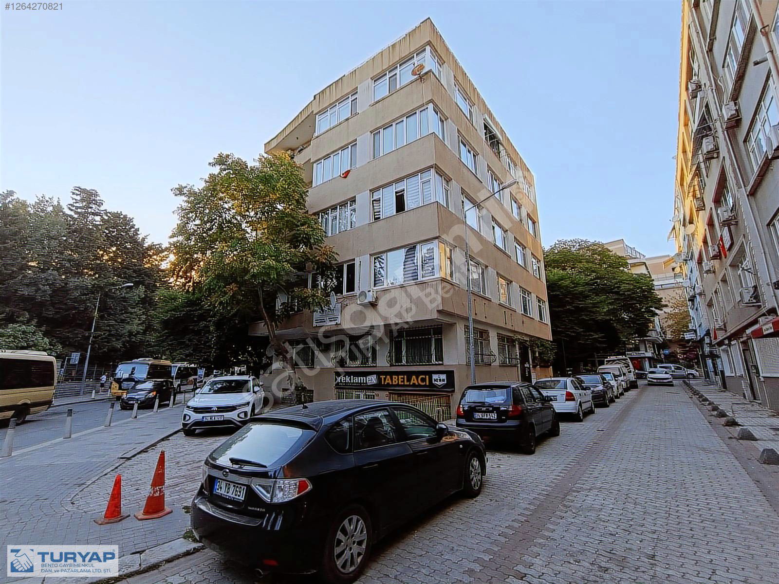 ZUHURATBABA'DA TABELA DEĞERİ YÜKSEK KONUMDA 2+1 KİRALIK OFİS