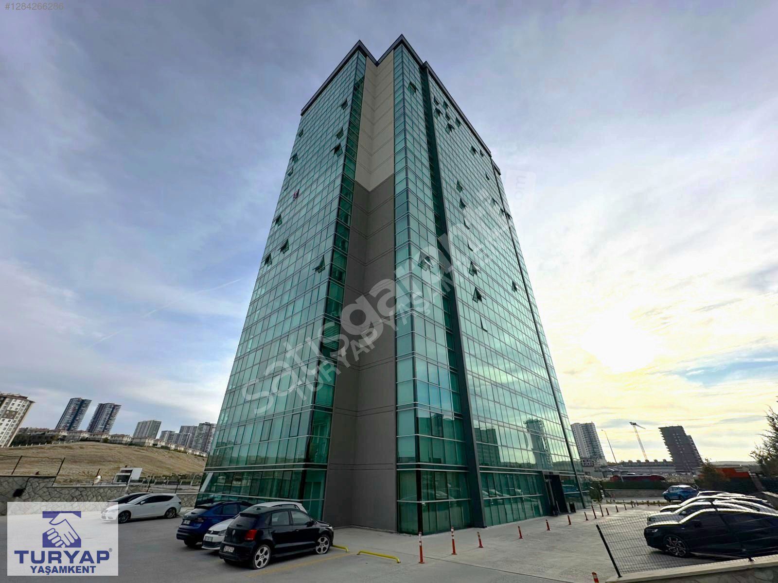 TURYAP'TAN RELAX YAŞAMKENT'TE EŞYALI, ÇİFT BANYOLU, BALKONLU 2+1