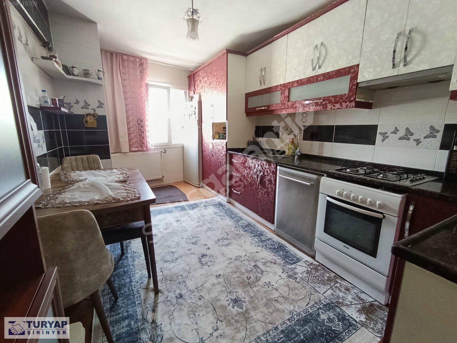 BUCA ADATEPE'DE 3+1 135M2 DOĞALGAZLI ARA KAT SATILIK DAİRE