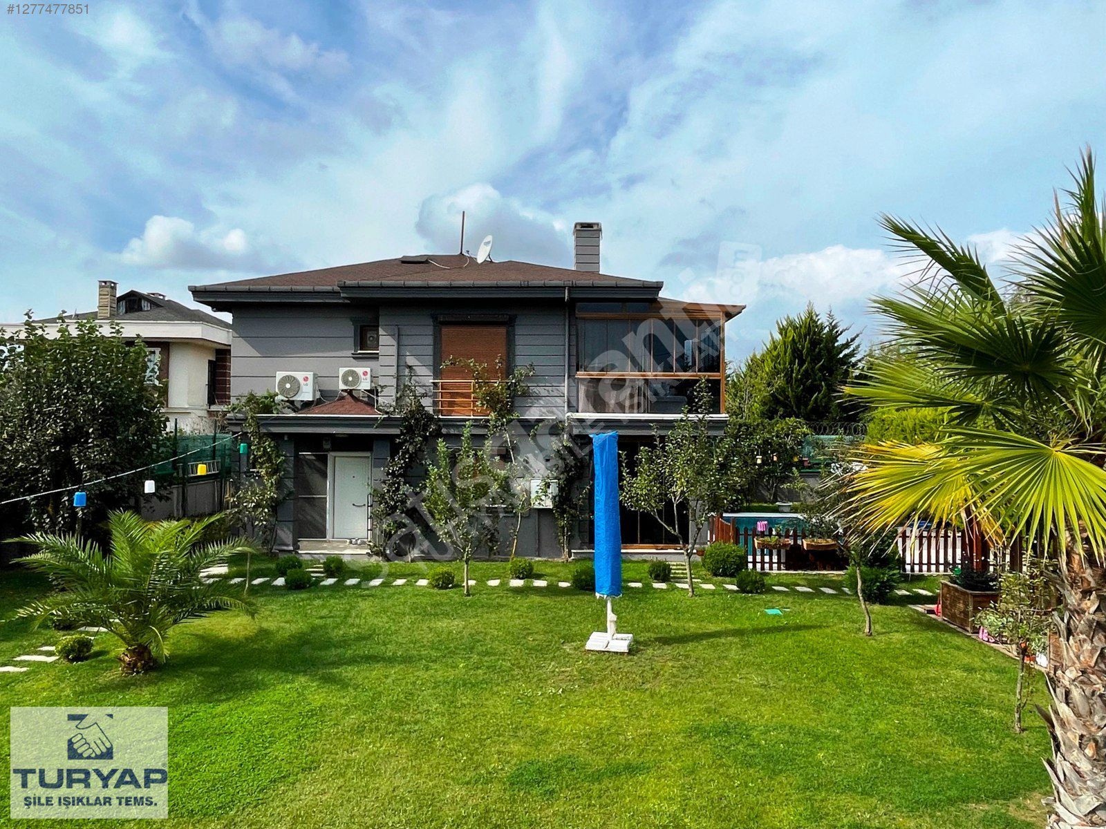 ŞİLE KUMBABA'DA 800 M2 ARSA İÇİNDE HAVUZLU 5+1 LÜKS VİLLA.