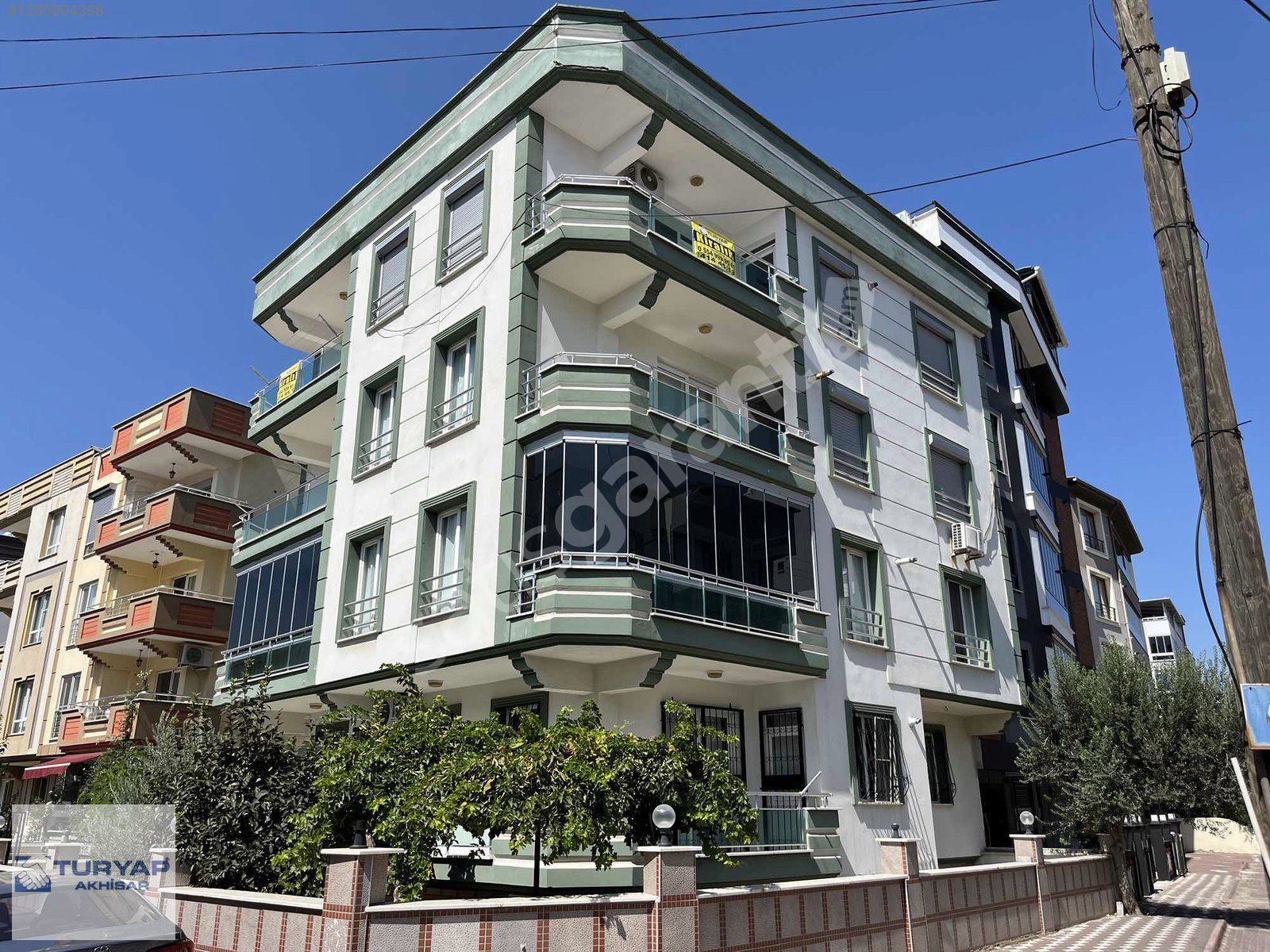 HÜRRİYET MAHALLESİ MERKEZİ KONUMDA SATILIK GENİŞ 3+1 DAİRE