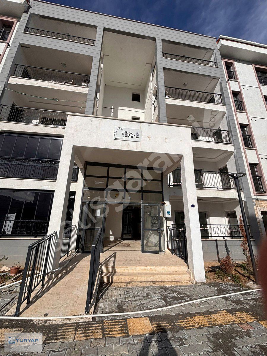 ALİAĞA YENİ TOKİ KONUTLARINDA SIFIR 3+1 SATILIK DAİRE