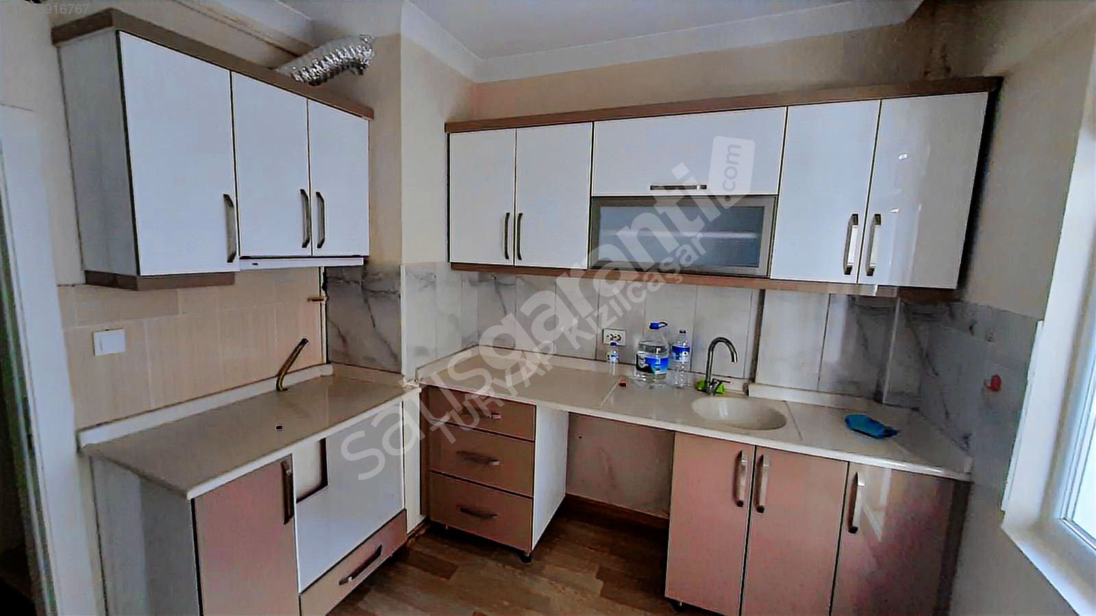 METRO ve ONKOLOJI HASTANE YAKINI KOMPLE YAPILI 3+1 KIRALIK