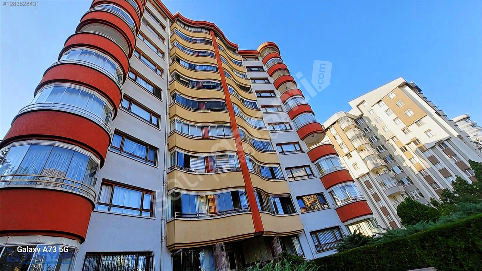 ÇUKURAMBAR'DA CADDEDE ÖN CEPHE ŞEHİR MANZARALI SATILIK 4+1 DAİRE