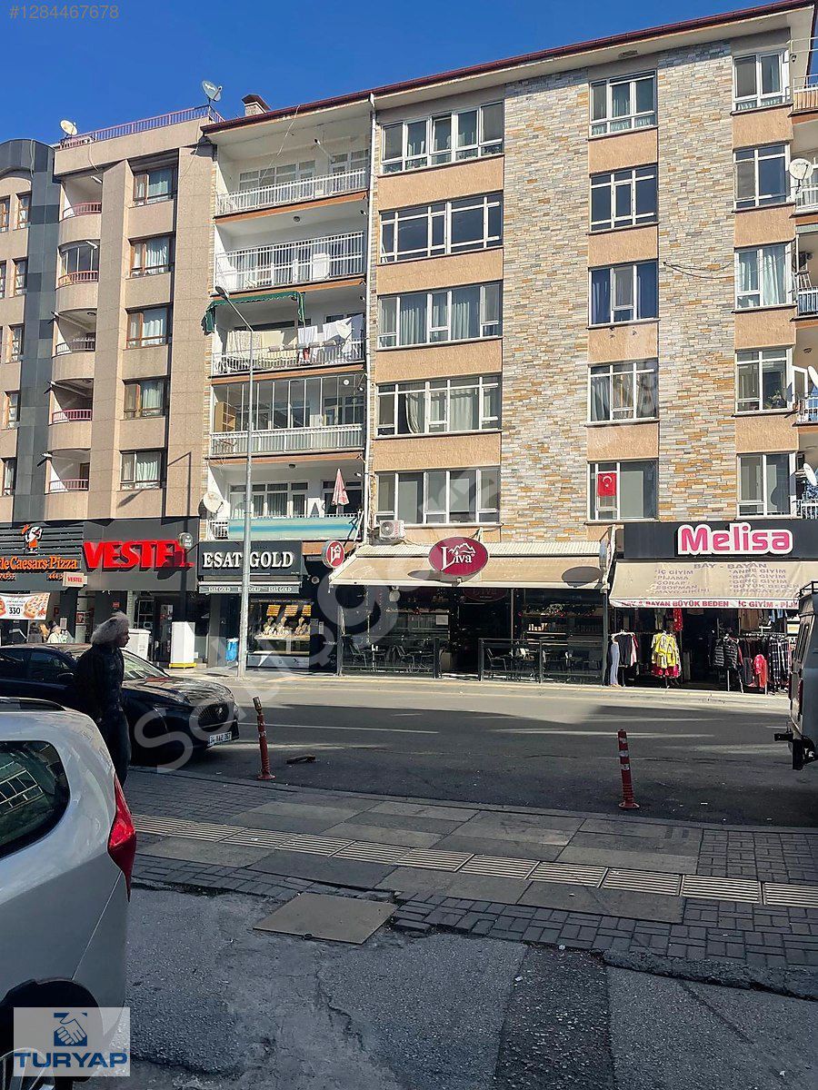 ESAT CADDESİ ÜZERİ 2. KAT ÖN 3+1 CEPHE AÇIK OTOPARK ASANSÖR MER