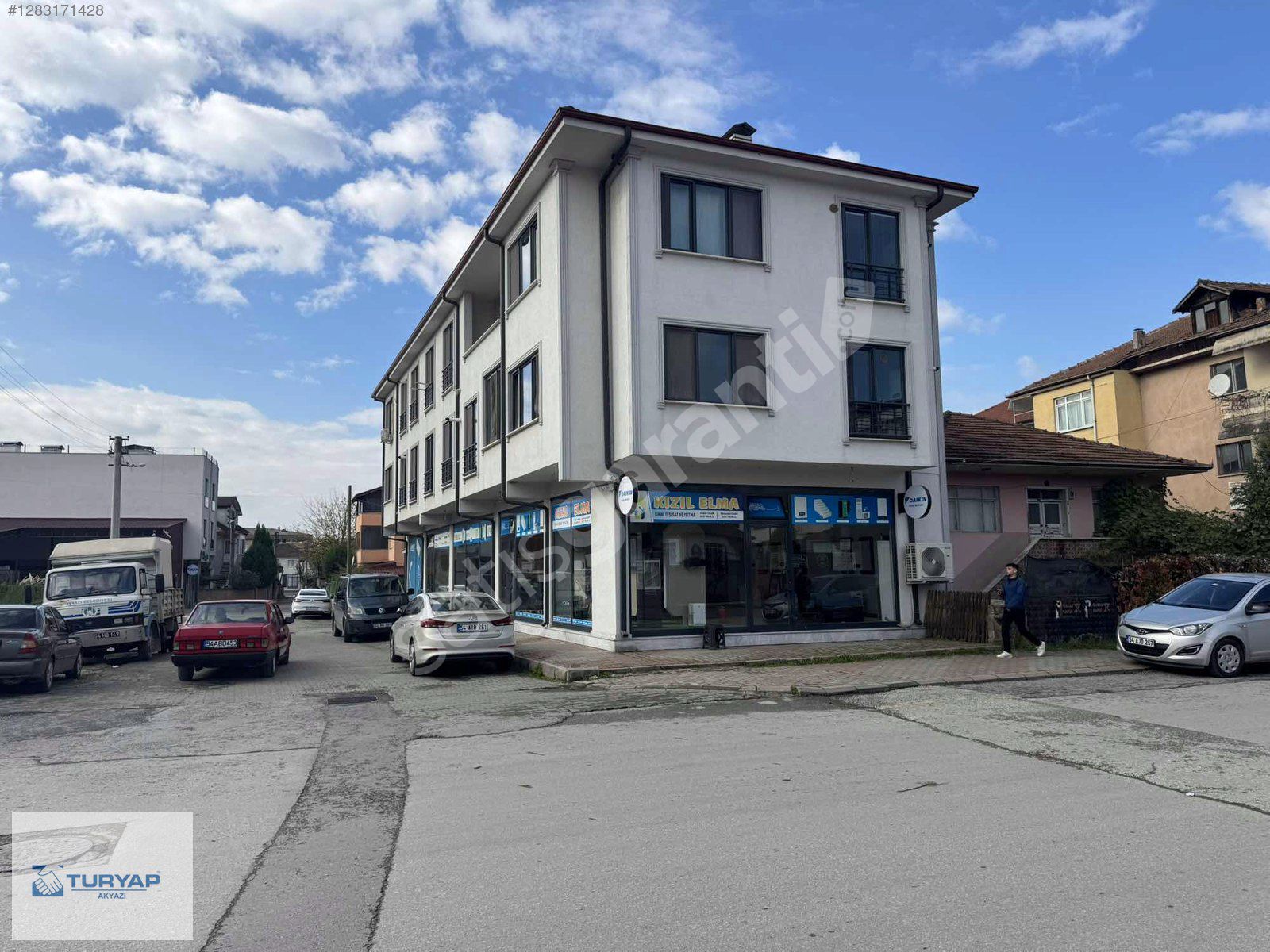 KİRALIK 2+0 MERKEZDE DAİRE