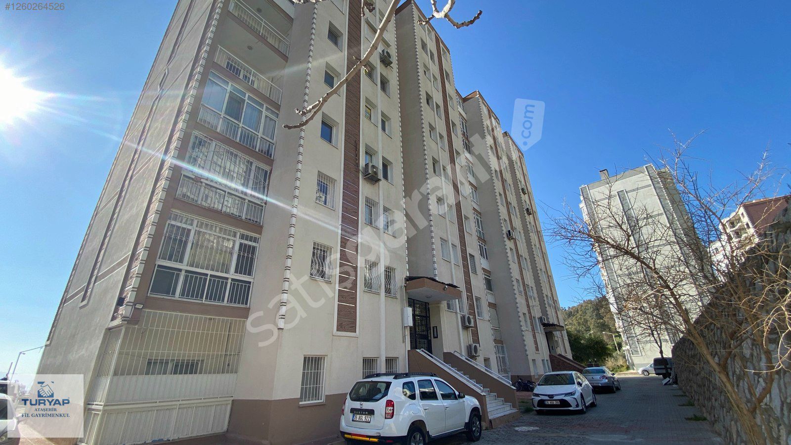 Çİğli Yakakent te Deniz Manzaralı Satılık Arakat 3+1 Daire