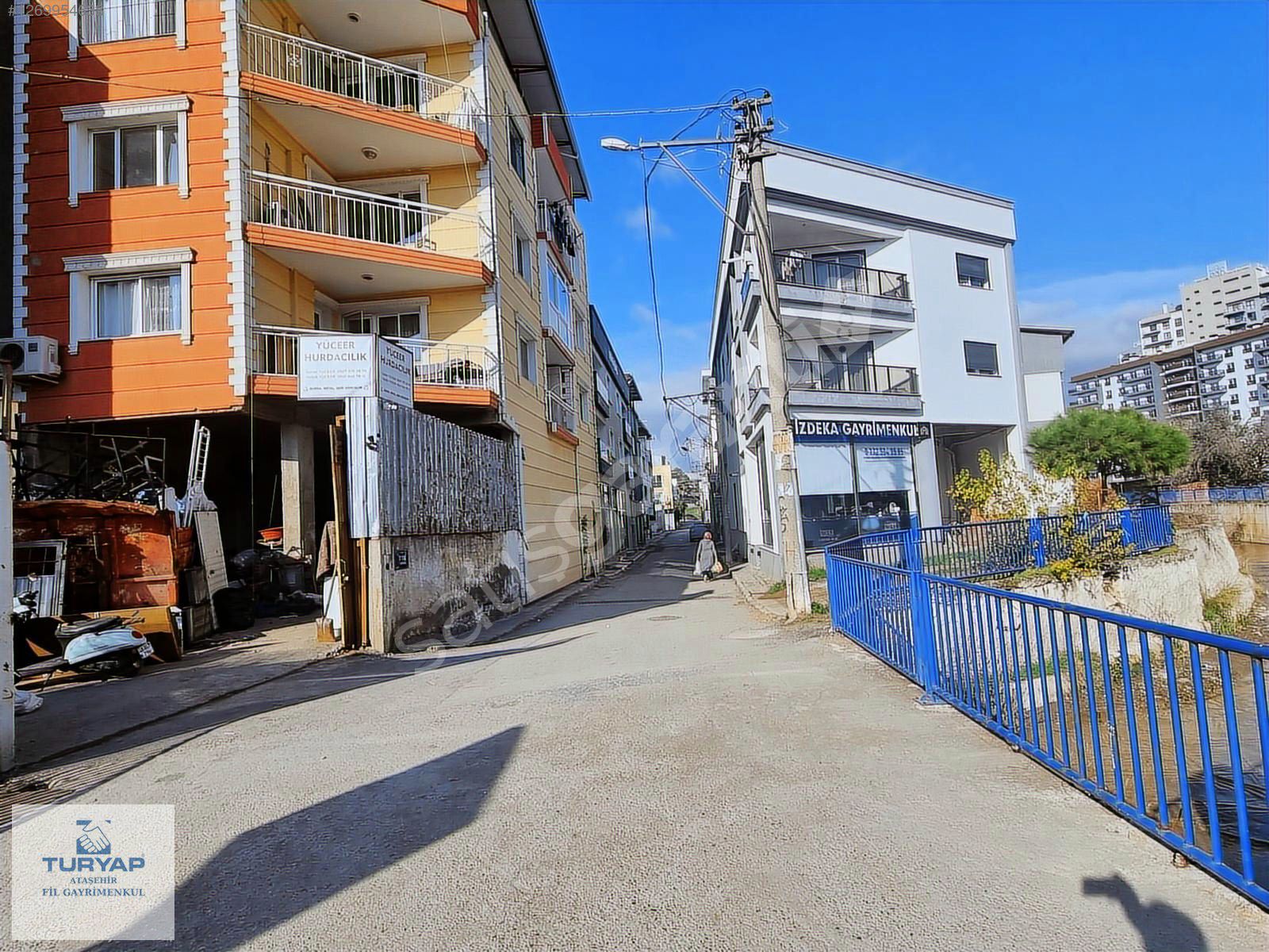 Katip Çelebi Üniversitesi Yakını Kiralık Açık Mutfak 1+1 Daire