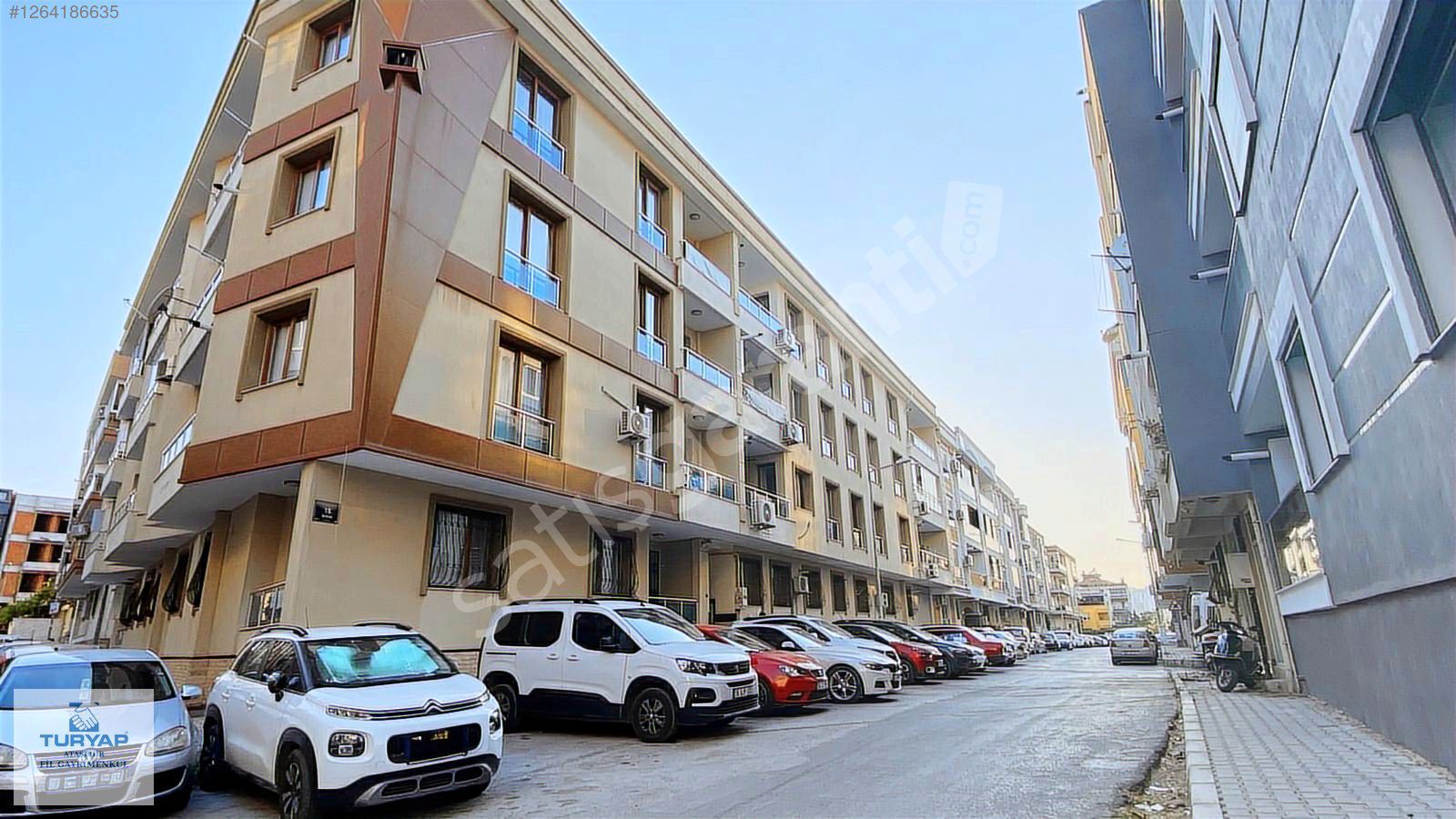 Gaziemir Belediyesine Yakın Satılık 3+1 Daire