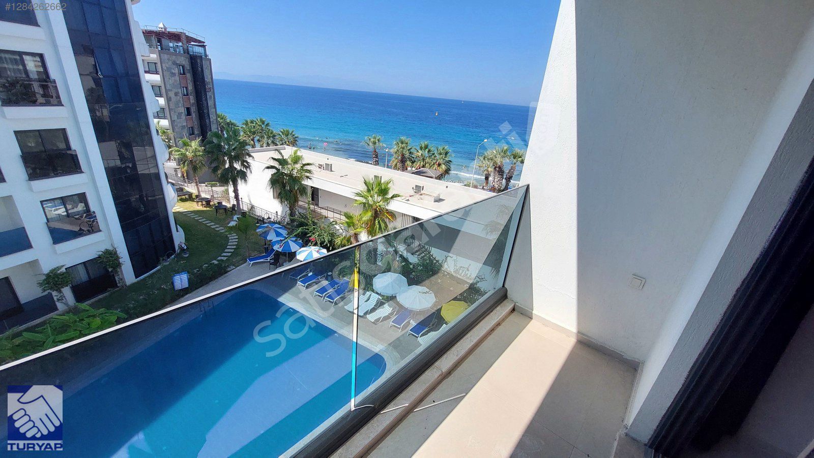TURYAP'tan PLAJA 20MT. DENİZ VE HAVUZ MANZARALI SATILIK DAİRE