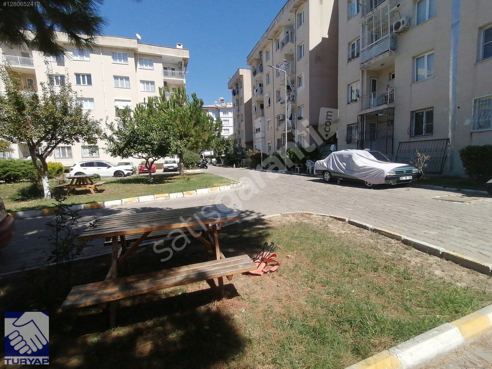 KUŞADASI KADINLAR DENİZİNDE DOĞALGAZLI 2+1 BOŞ KİRALIK DAİRE