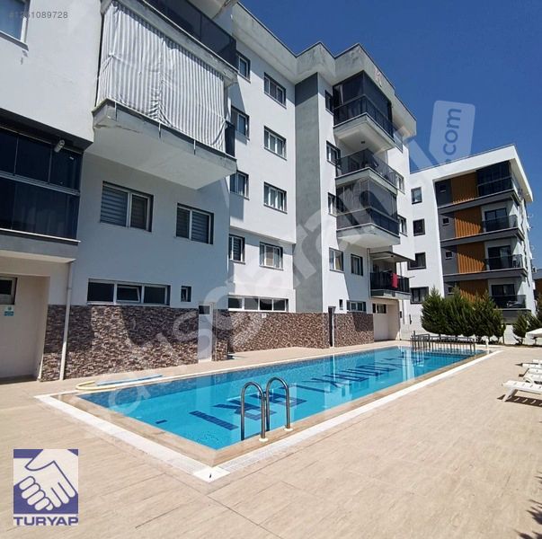 KUSADASI SEHIR MERKZINE 10 DAKIKA MESAFEDE SATILIK 2 +1 DAİRE