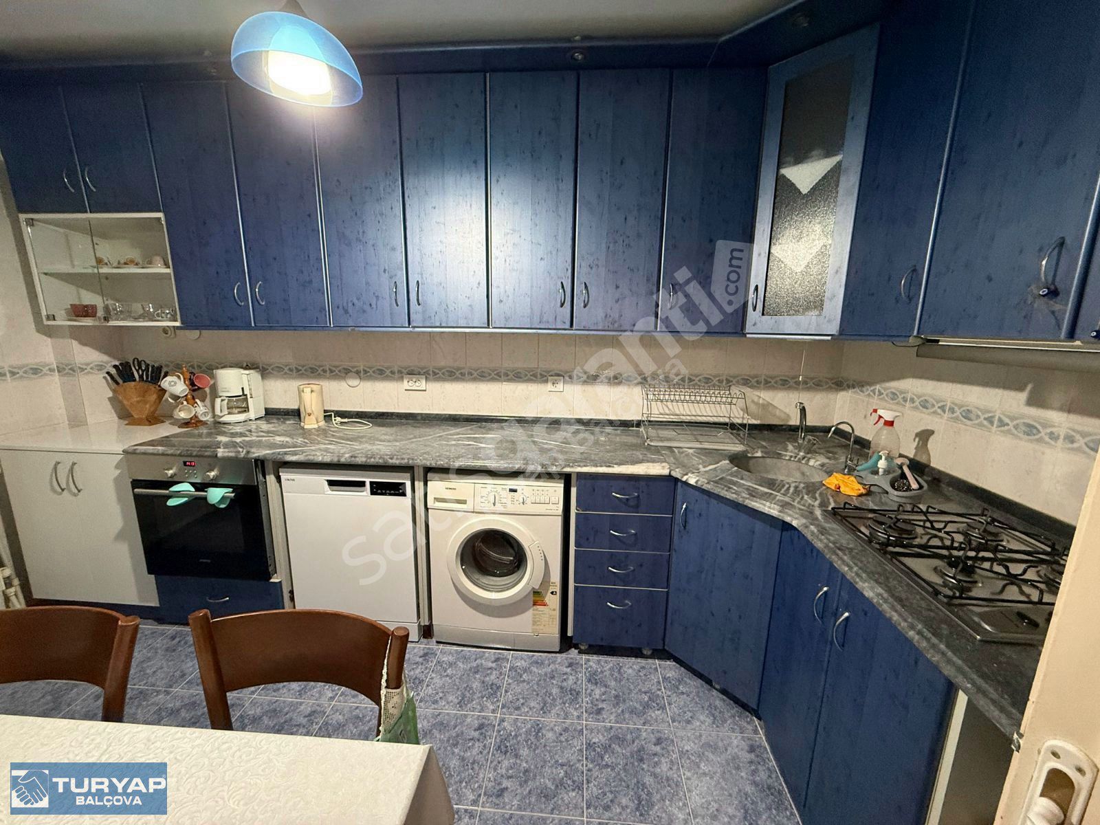 Ekonomi Üniversitesi Yakını 3+1 Arakat Eşyalı Kiralık Daire