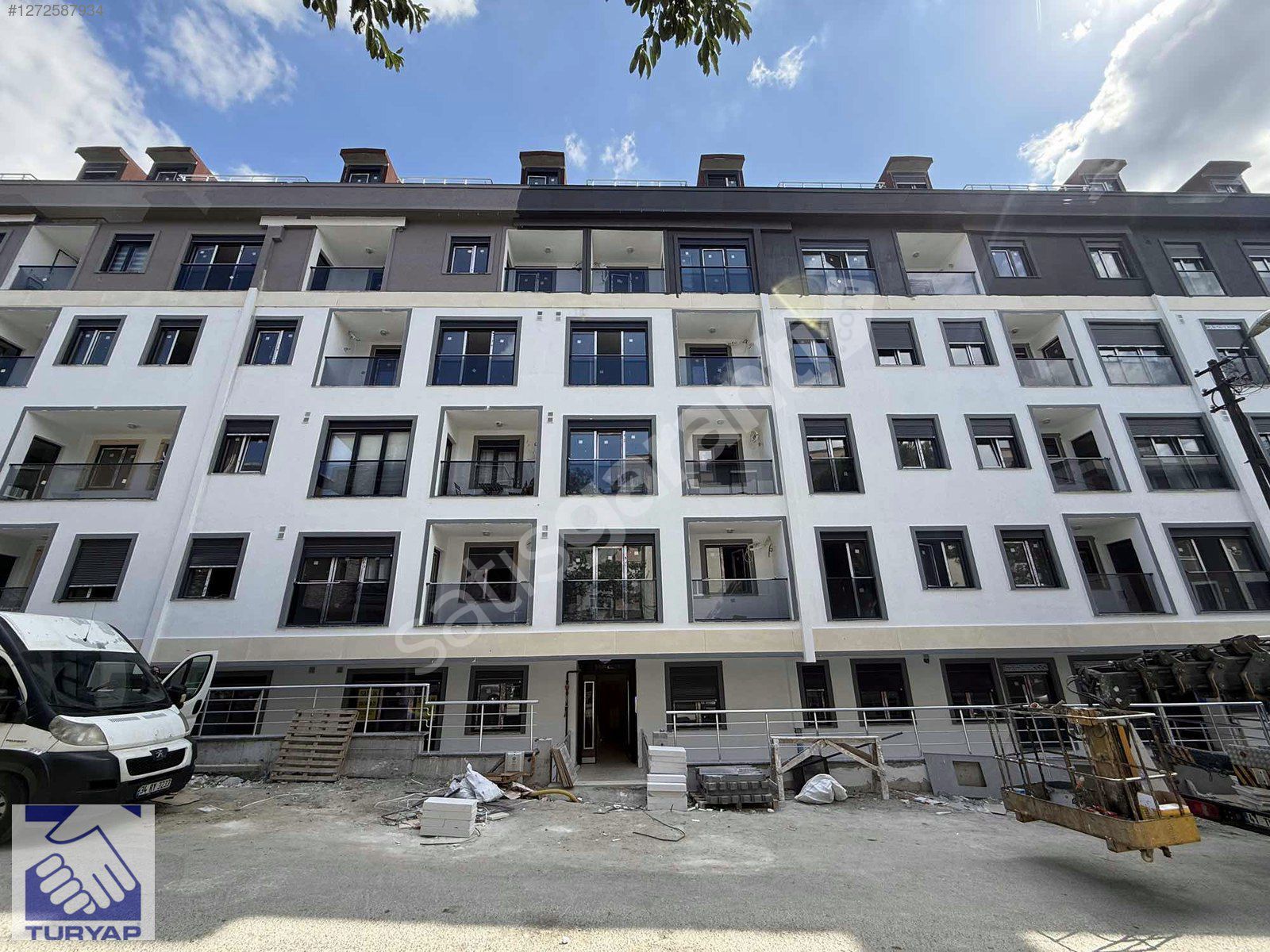 TURYAP'TAN ALTİNTEPE KİLAVUZCAYİRİNDA KATTA NET 70 m2 2+1 DAİRE