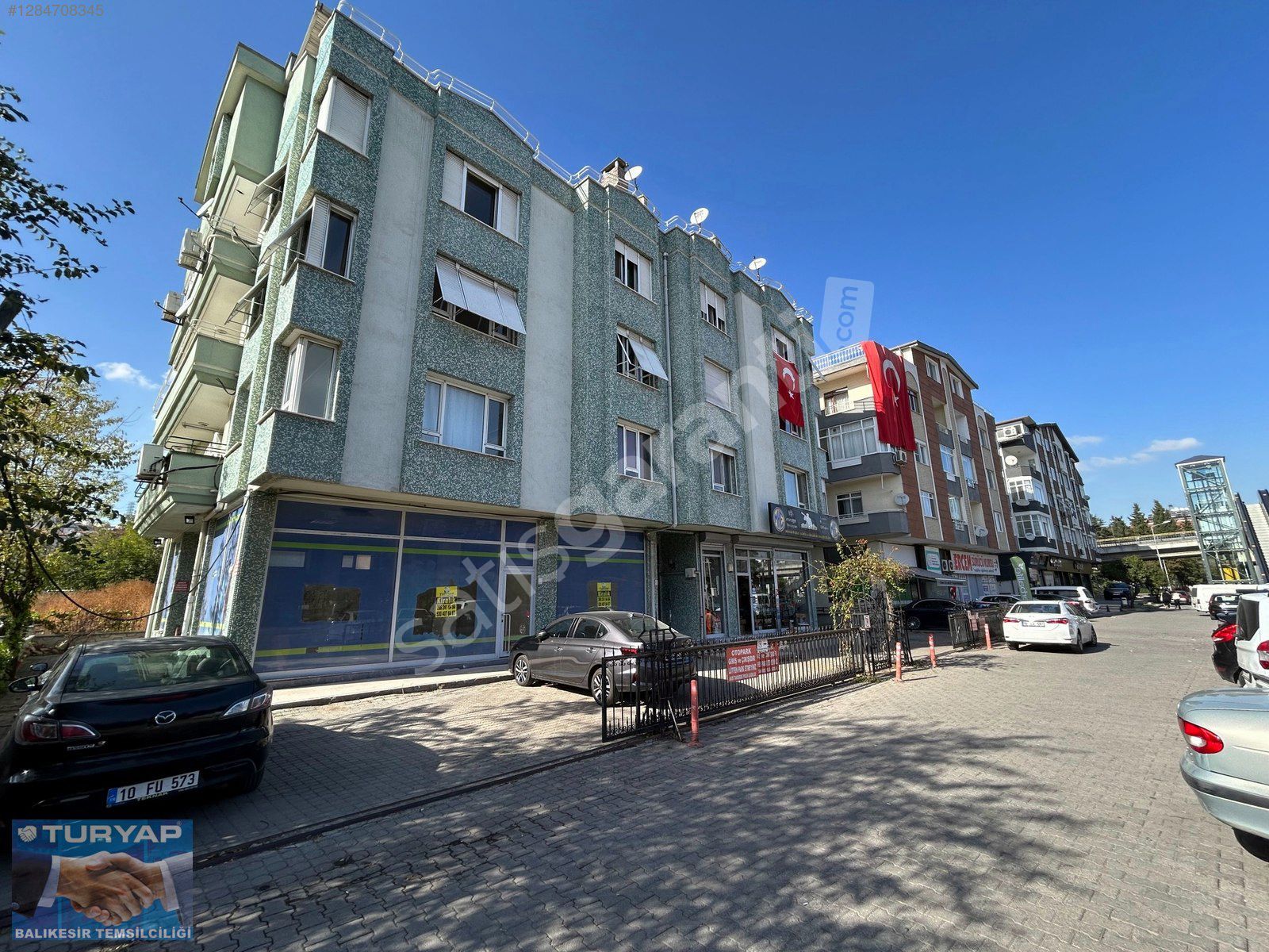 TURYAP'TAN KASAPLAR MAH. İZMİR YOLU ÜZERİ SATILIK 3+1 DAİRE