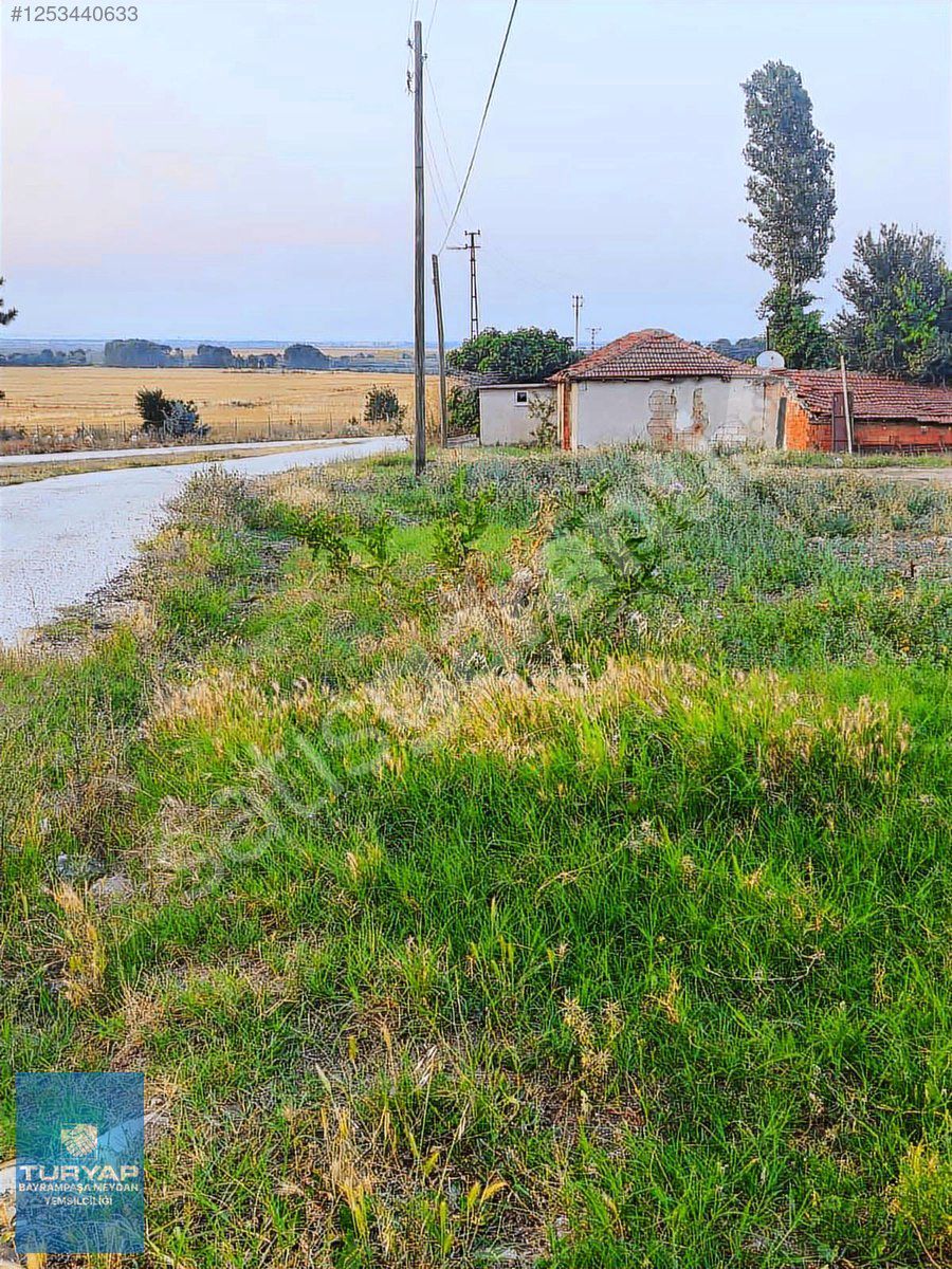 EDİRNE İPSALA TEVFİKİYE SATILIK ARSA KÖY İÇİ 1.095M2