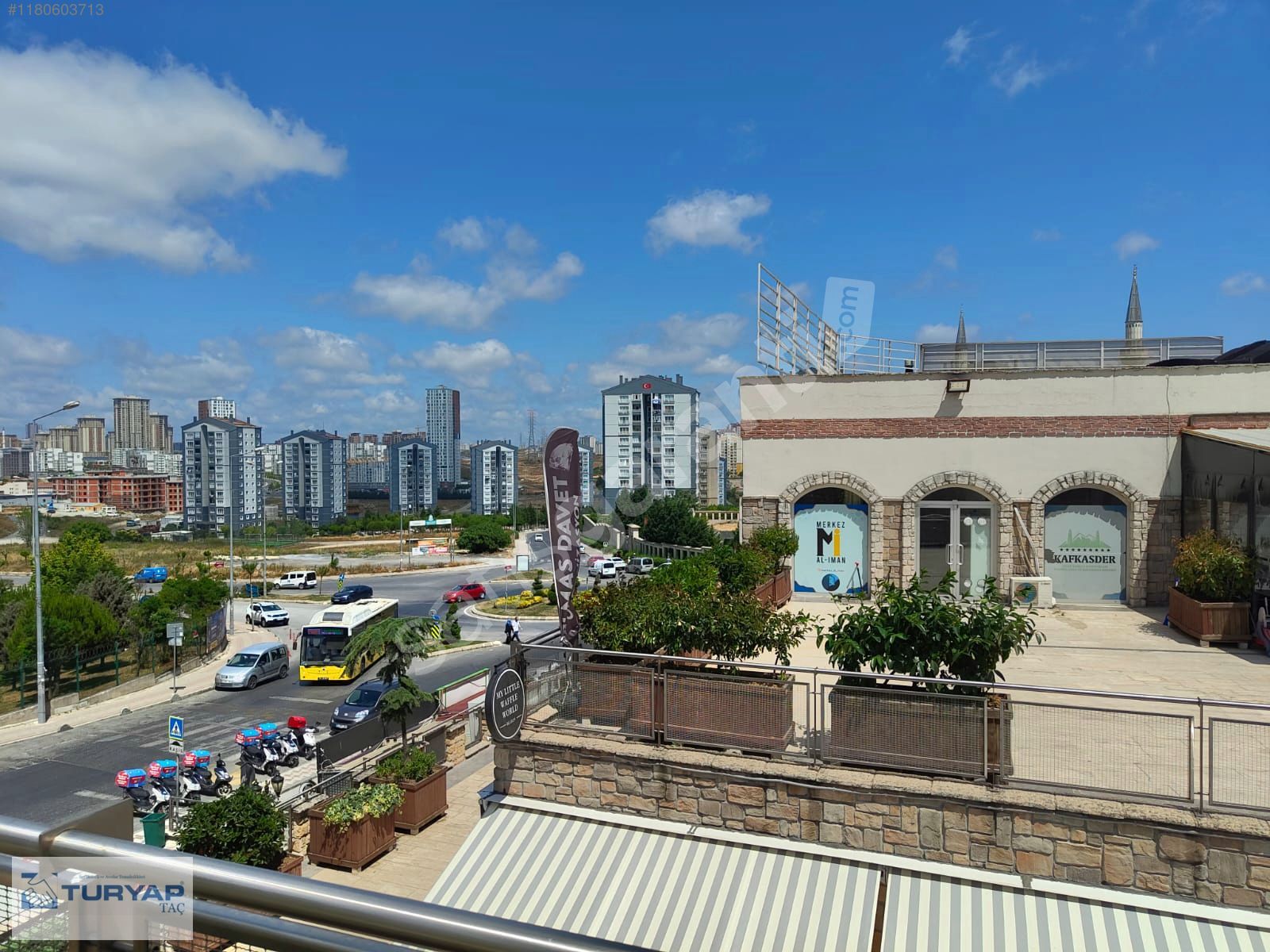 Kayaşehir Merkez AVM'de Fırsat Dükkan فرصة استثمارية