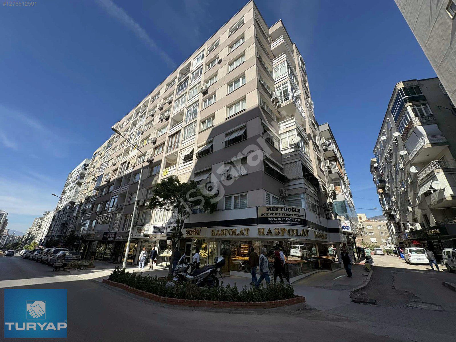 BORNOVA MERKEZ DE ÜZERİ KİRALIK 2+1 DAİRE