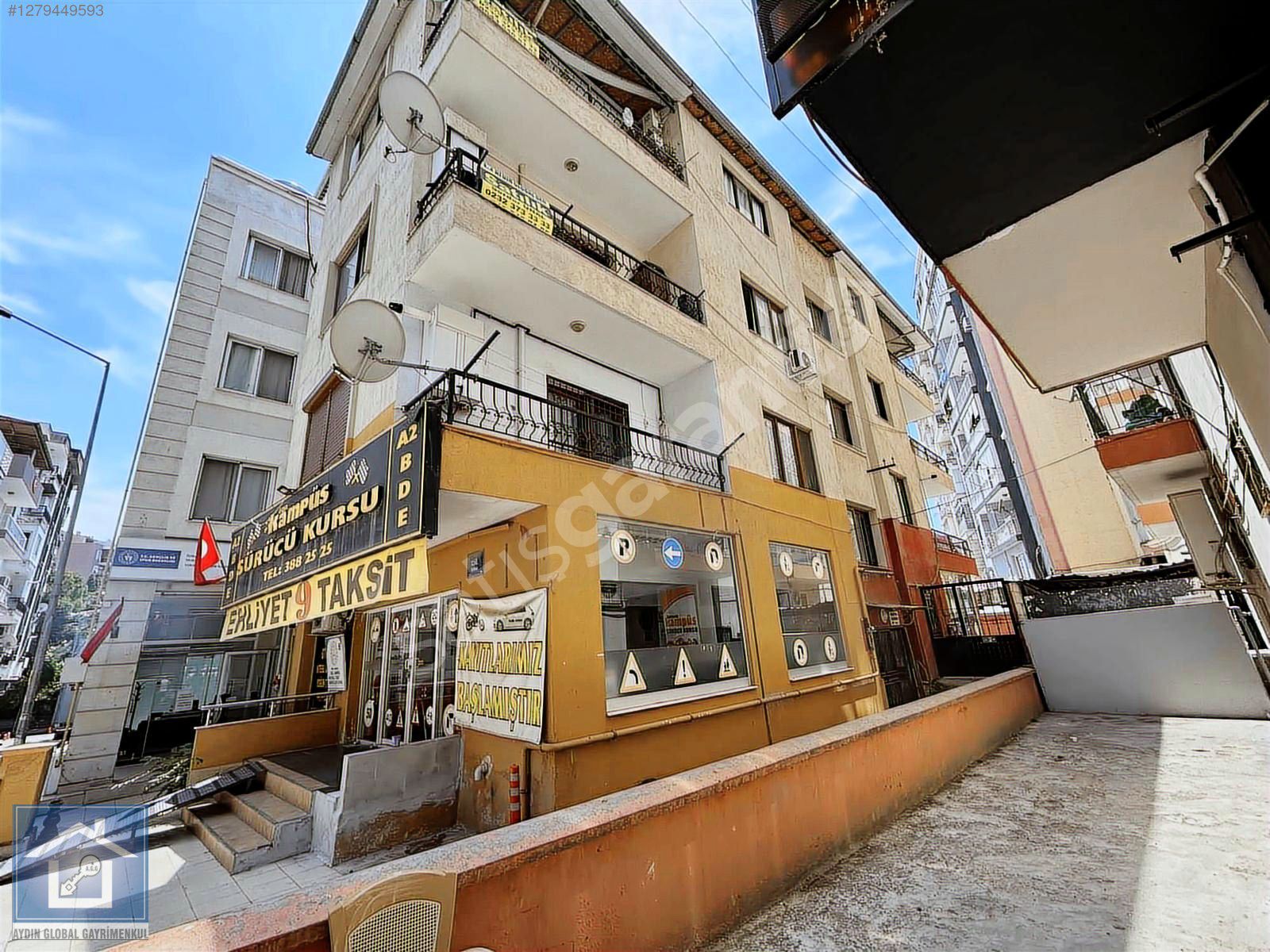 BORNOVA 1.NOTER KARŞISI SATILIK 4 DAİRE 1 İŞYERİ