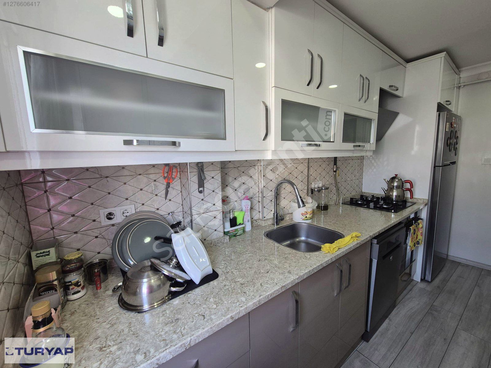 AKINCILAR MAH. KAPALI MUTFAK FULL TADİLATLI 2+1 SATILIK DAİRE