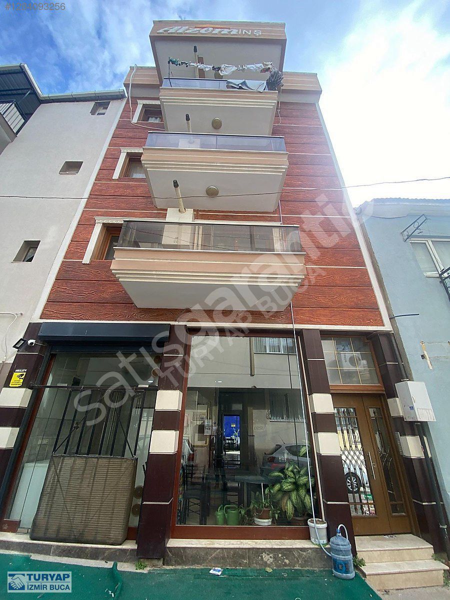 BUCA ÜÇKUYULAR MEYDANI VE ÇEVİKBİR MEYDAN YAK. 2+1 KİRALIK DAİRE