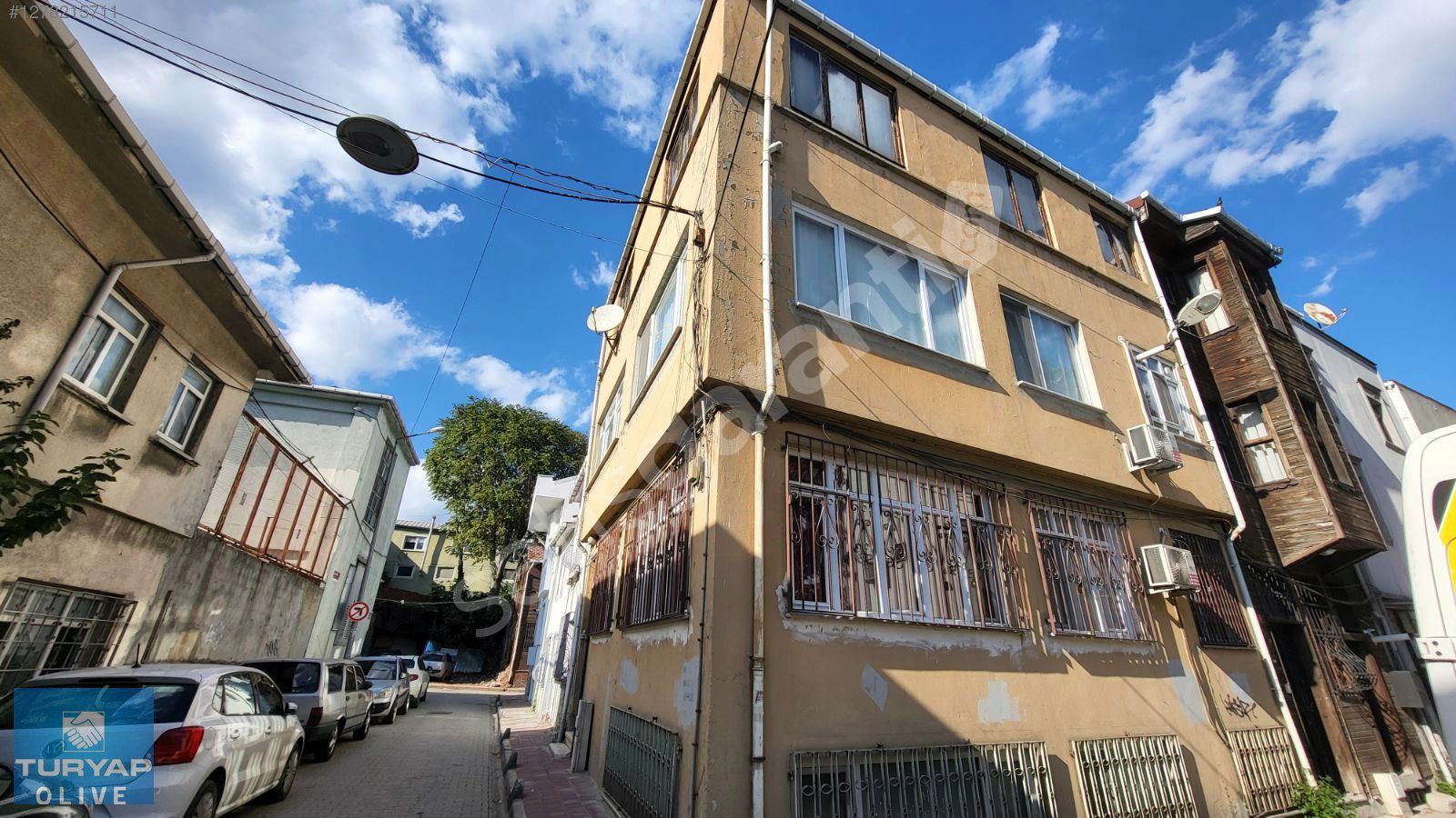 Fatih Yavuz Sultan Selim Satılık 4 Katlı Komple Bina