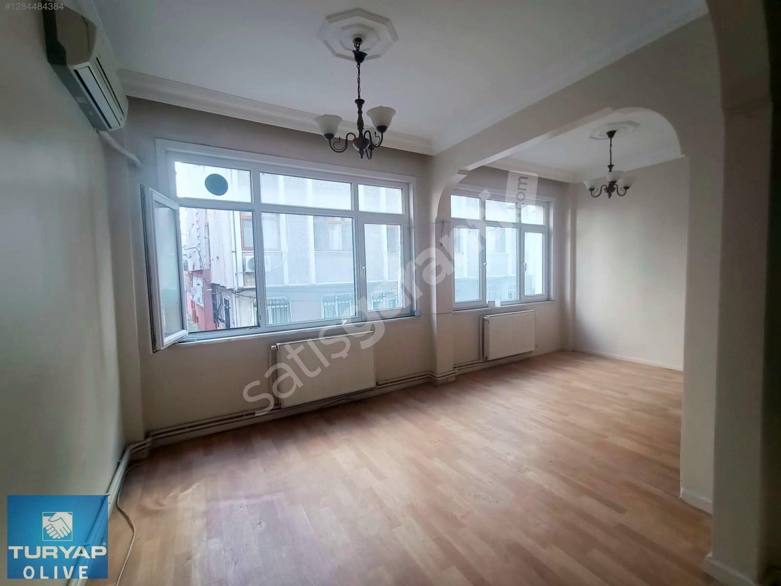 FATİH AKSARAYMETROYA ÇOK YAKIN 1+1 SATILIK DAİRE