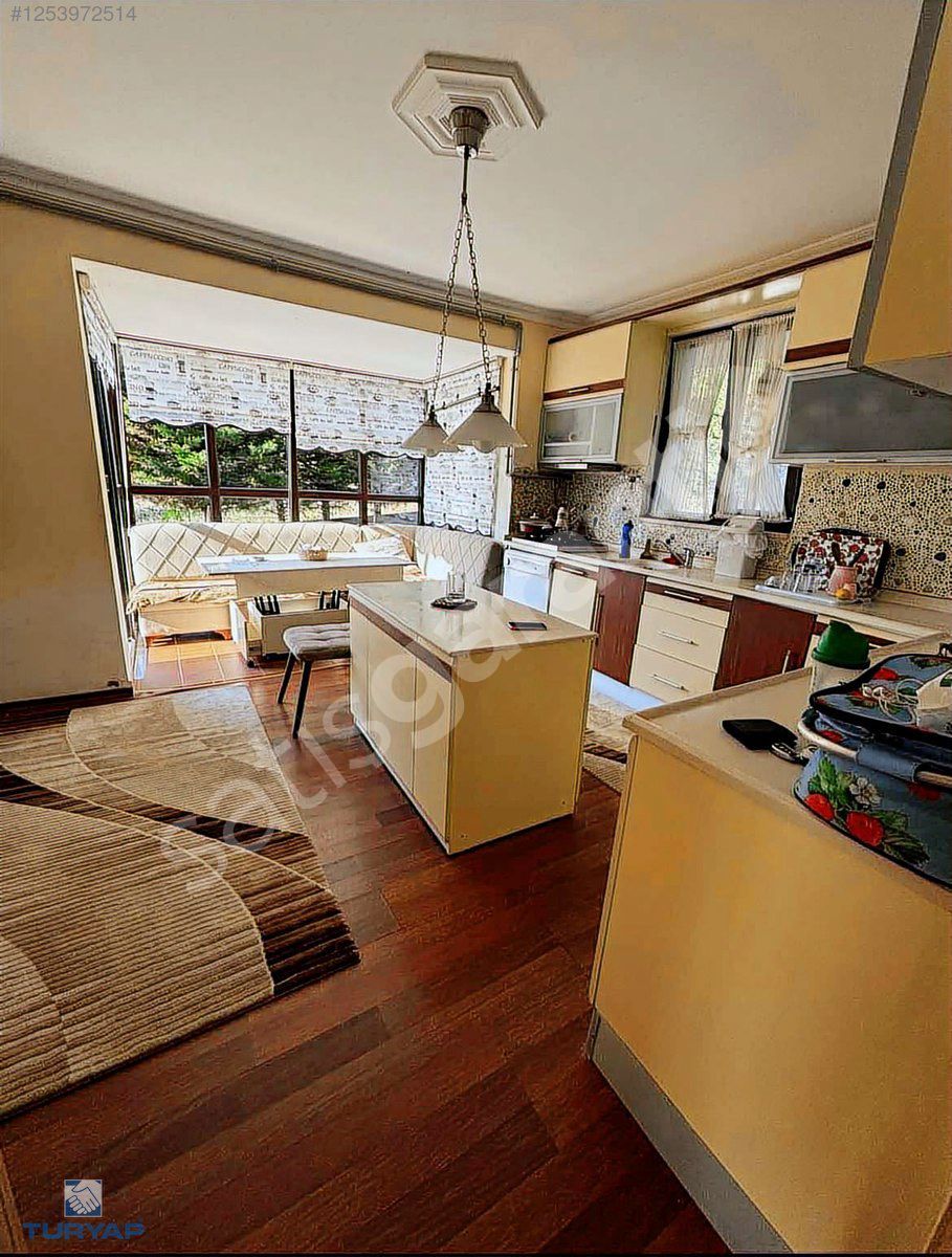 ARNAVUTKÖY TERKOS'TA TURYAP'TAN 6+1 850m2 MÜSTAKİL VİLLA