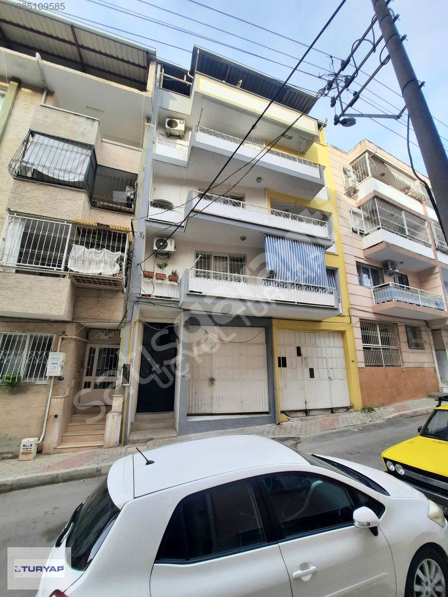 İZMİR YEŞİLYURT'TA KOMPİLE SATILIK BİNA,3 DAİRE, 2 DÜKKAN