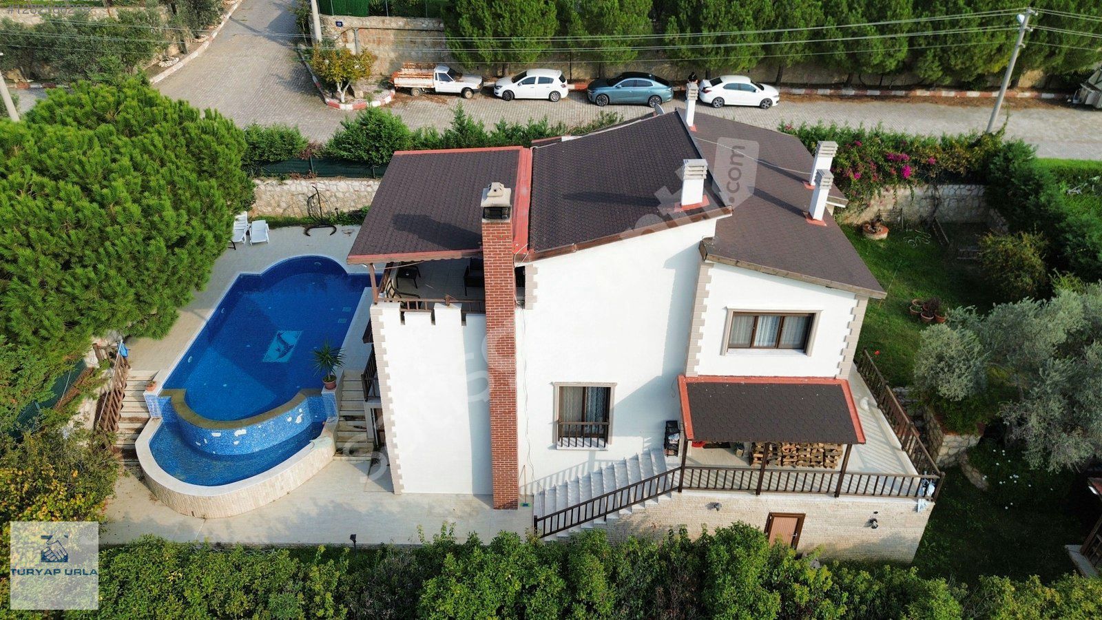 TURYAP'tan Güzelbahçe Dadaşkent'te 4+1 Havuzlu Müstakil Villa