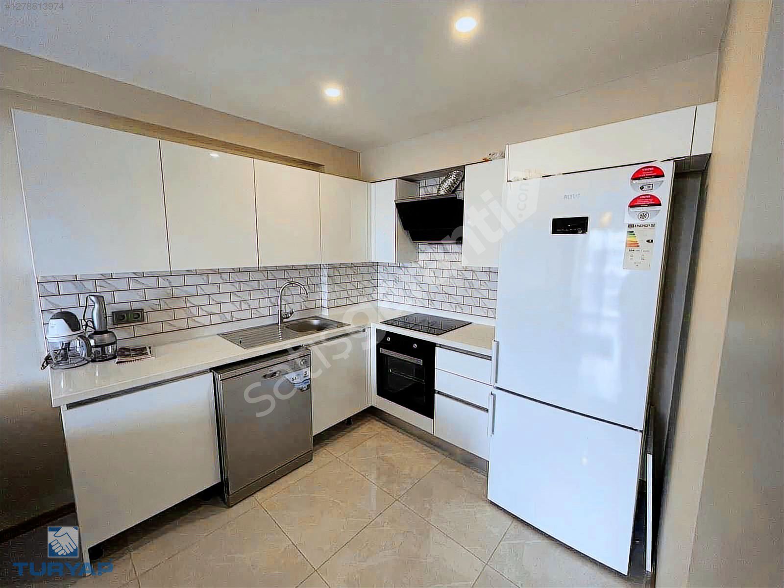 TORBALI DA İZBAN YAKINI HAVUZLU SİTEDE EŞYALI KİRALIK 1+1 DAİRE