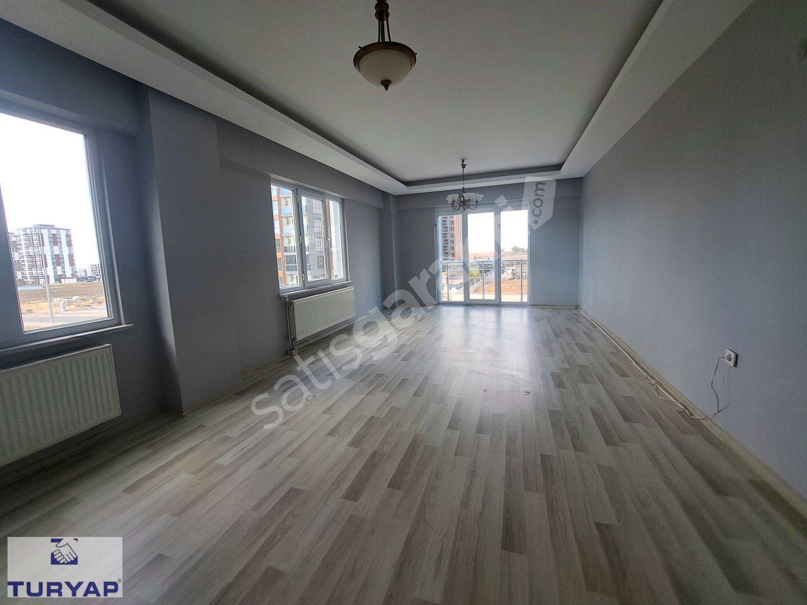 ÇORLU HÜRRİYET MAH.CEMEVİ KARŞISI SATILIK 3+1 LÜKS DAİRE