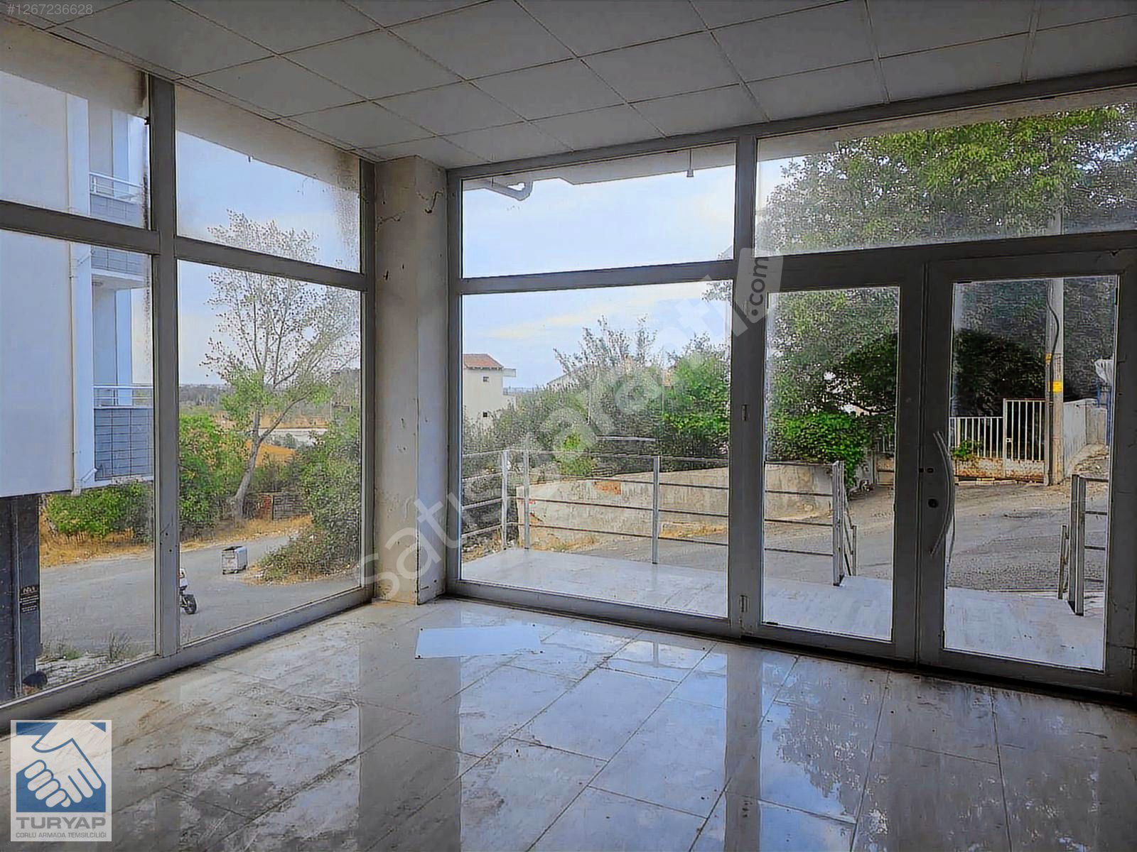 CUMHURİYET ORTAOKULU YAKINI HER İŞ KOLUNA UYGUN KİRALIK DÜKKAN