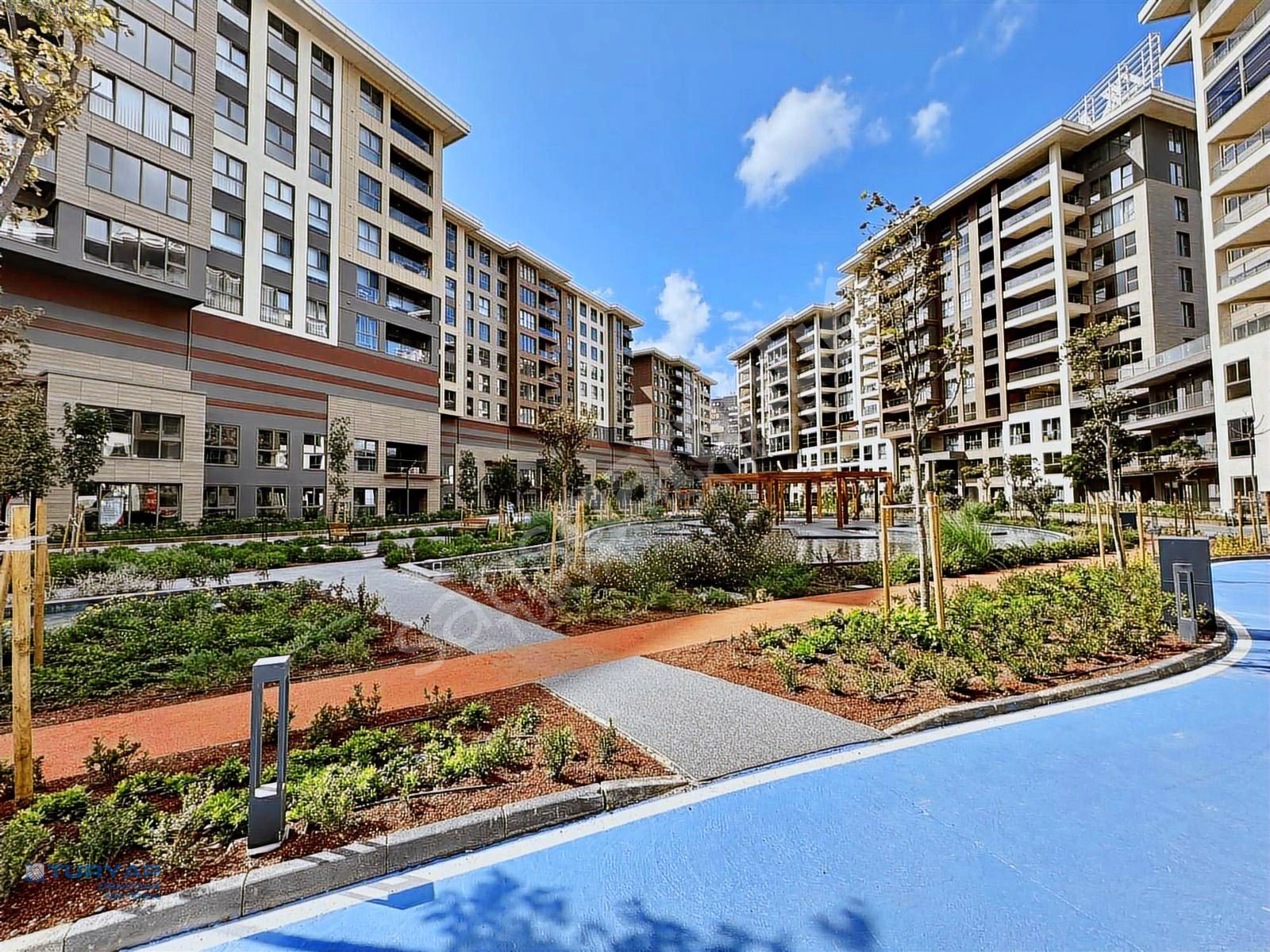 ŞEREFİYESİ YÜKSEK.. LİMONLU BAHÇE KONAKLARINDA SATILIK 4+1 DAİRE