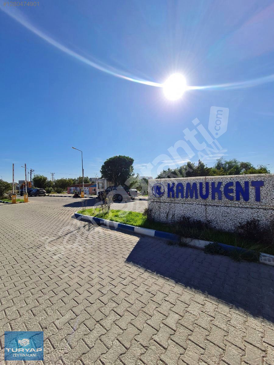 Karaburun Kamukentte Manzaralı Denize Yakın Parsel