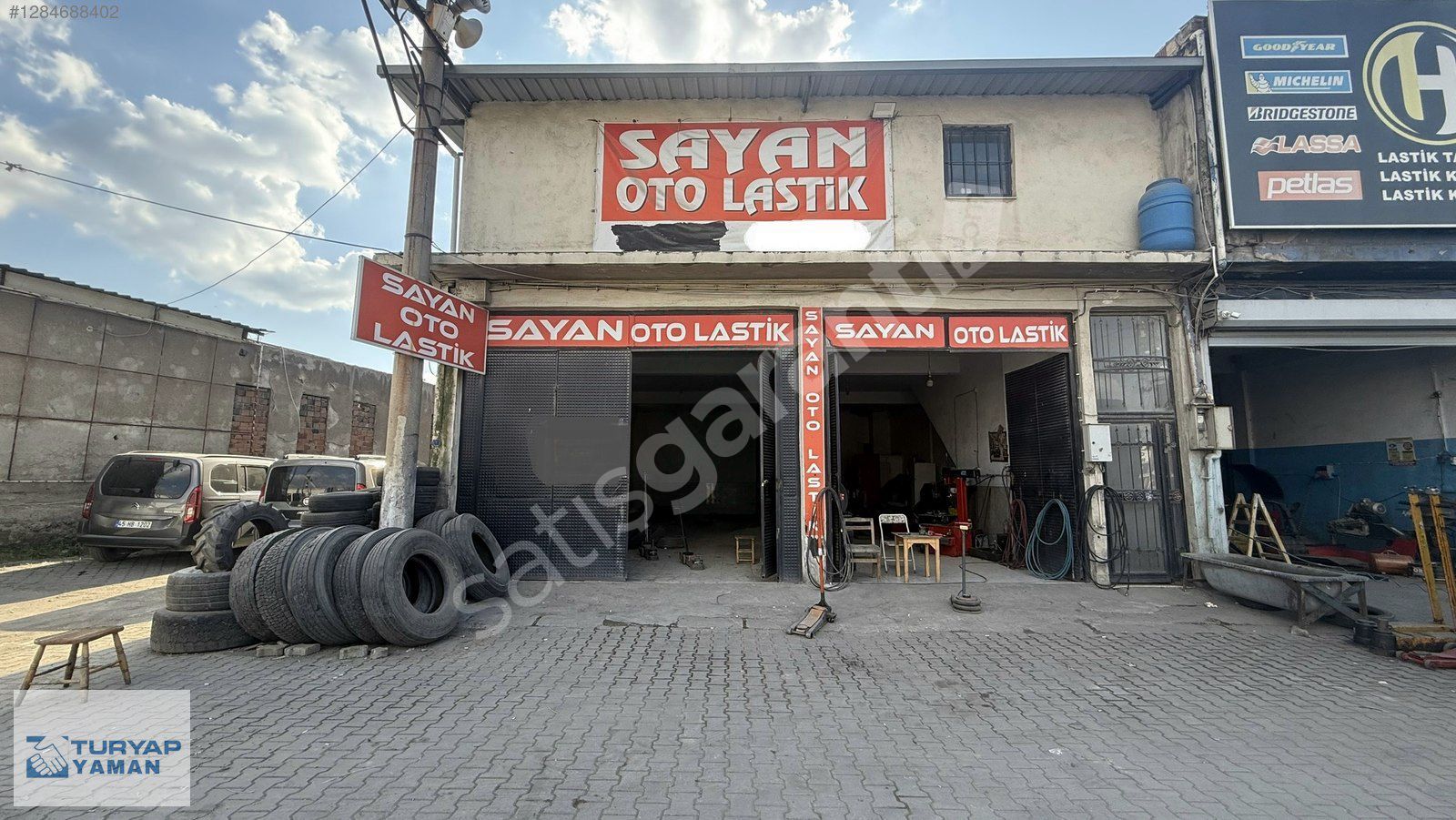 ERBİLLER SANAYİDE IŞIKLI KAVŞAKTA 300 M2. KİRALIK İŞYERİ