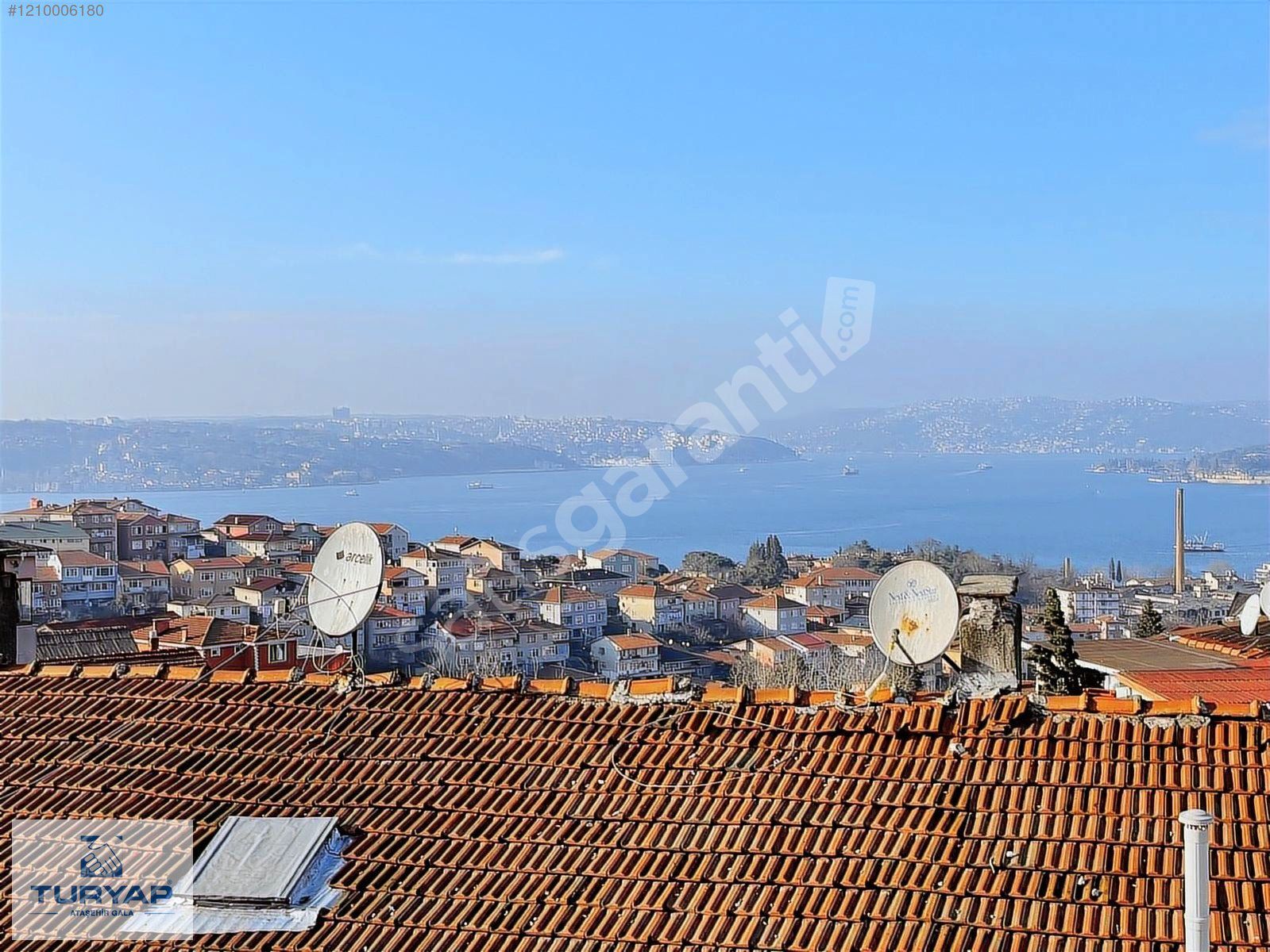 Beykoz İncirköy'de Boğaz Manzaralı Satılık 4 Katlı Müstakil Ev