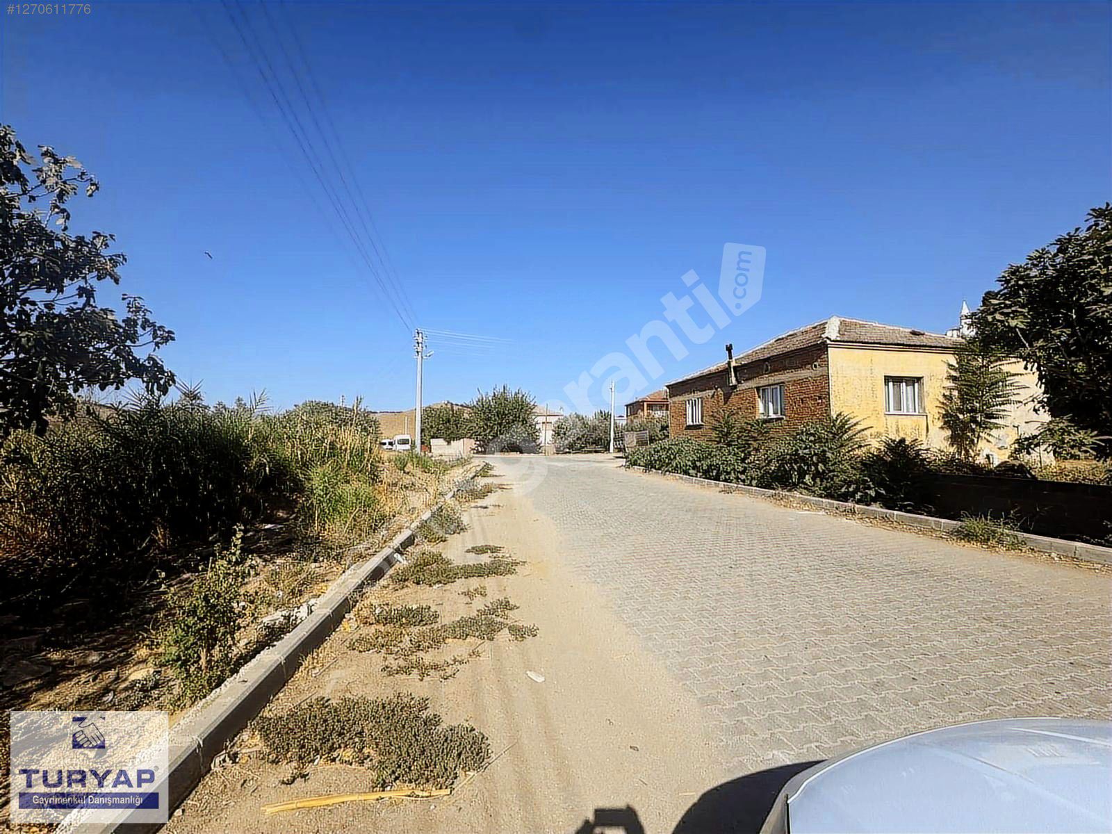 Mahmutlar köy yerleşim alanı dam eski ev elektrik su abonelik